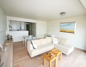 Apartment | Living room - Apartment in Nieuwpoort With sea View (Nieuwpoort)