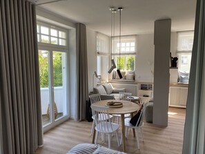 Dining - Luxury & Design With sea View (Kuehlungsborn)