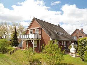 Exterior - With Balcony in Haus Inselhupfer (Nordstrand)