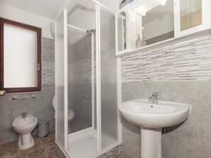 House | Bathroom - Ela - op Slechts een Paar Stappen van het Strand (Quartu Sant'Elena)