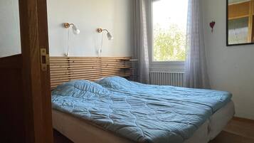 House | 2 bedrooms, individually furnished