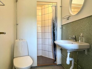 House | Bathroom - 5 Person Holiday Home in Morlunda-by Traum (Mörlunda)
