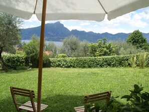 Villa | Exterior - Villa in Torri del Benaco by Lake Garda (Torri del Benaco)