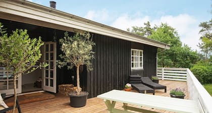 6 Person Holiday Home in Ebeltoft