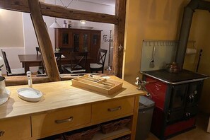 Căn hộ | Bếp riêng | Lò nướng, ấm điện, lò nướng bánh mì 