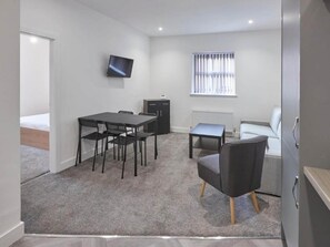 Apartment | Dining - Apartment 3 in Loftus (Saltburn-by-the-Sea)