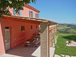 Villa | Exterior - Belvilla by OYO Villa Cucco (Fossombrone)