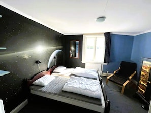 5 bedrooms - 9 Person Holiday Home in Fredriksberg (Fredriksberg)