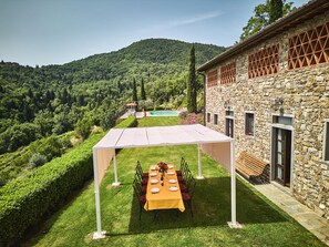 Villa | Exterior
