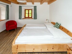 House | 2 bedrooms, individually furnished