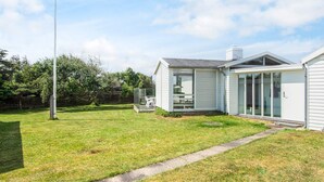 Exterior - 4 Person Holiday Home in Blokhus (Blokhus)