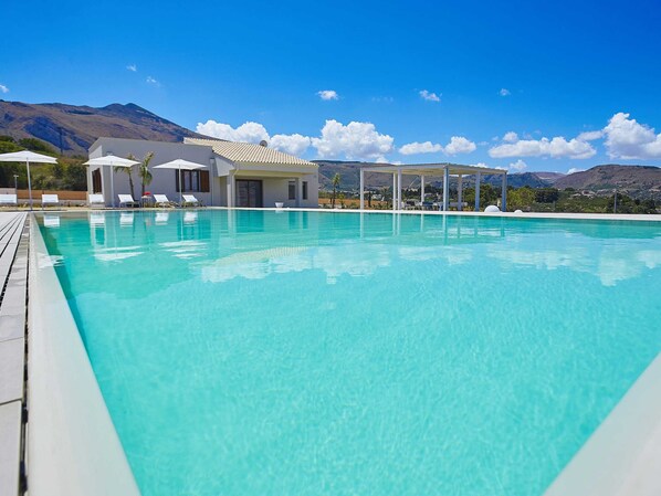 House | Pool | Indoor pool, outdoor pool