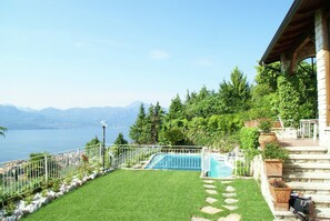 Villa | Exterior - Charming Villa in Torri del Benaco With Fenced Pool (Torri del Benaco)