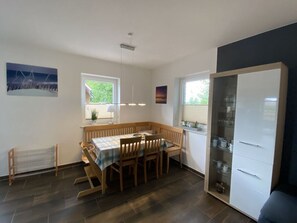 Dining - Holiday Home Ella by the Lake (Aurich)