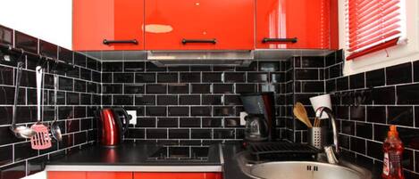 Fridge, microwave, oven, coffee/tea maker