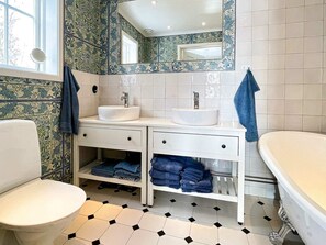 House | Bathroom - 9 Person Holiday Home in Bello-by Traum (Hjältevad)