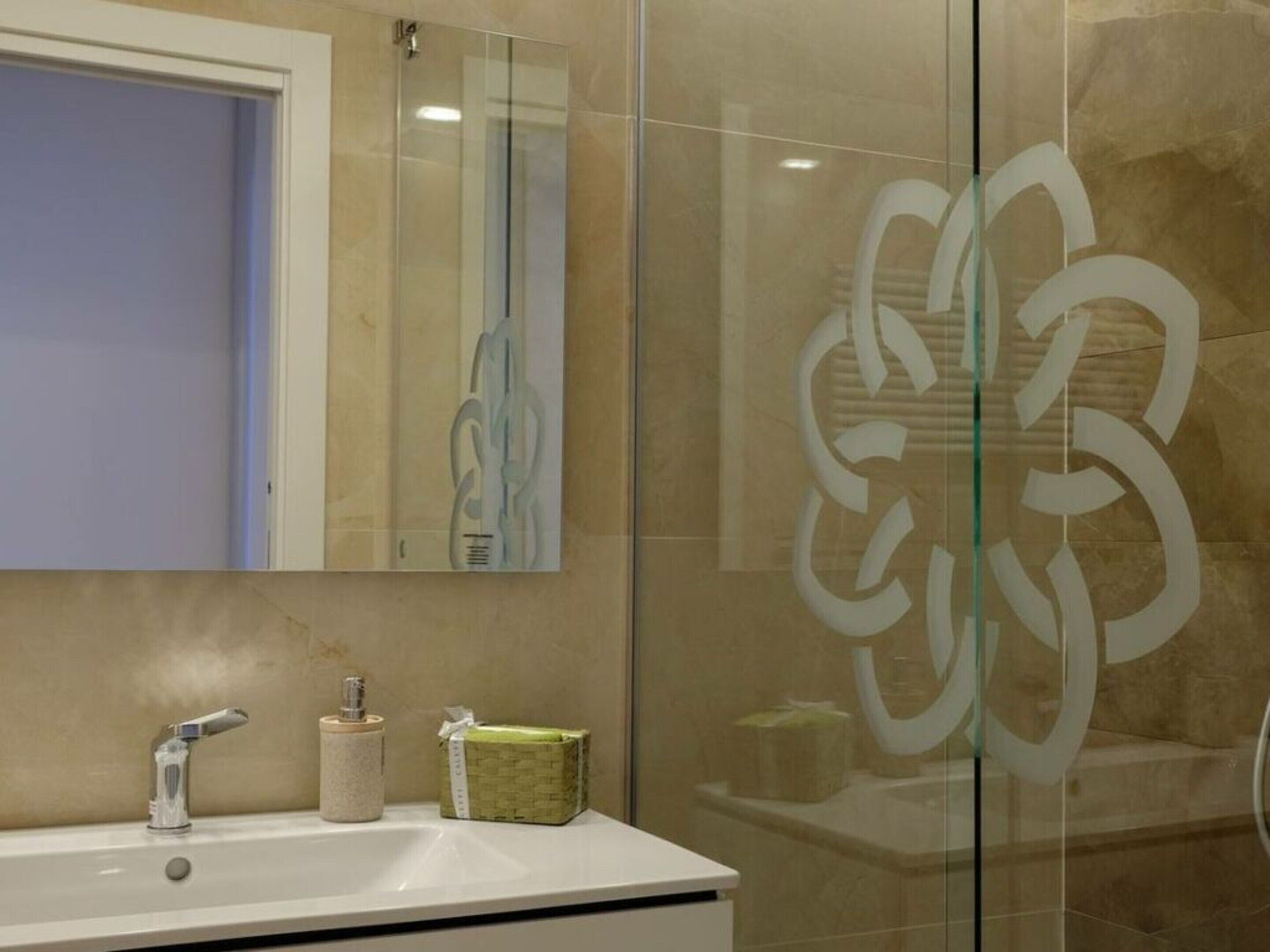 House | Bathroom