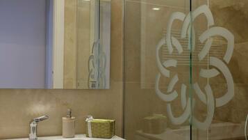 House | Bathroom