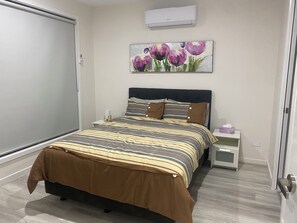 3 soveværelser, skrivebord, strygejern/strygebræt, gratis Wi-Fi