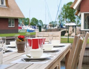 House | Spa treatment - Villa in Friesland With Sauna by Water (Idskenhuizen)