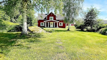 House | Exterior