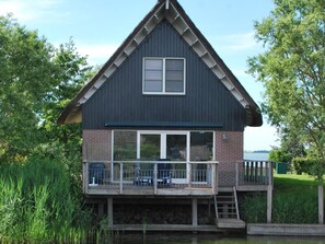 Villa | Exterior - Villa on the Water With Sauna in Friesland (Makkum)