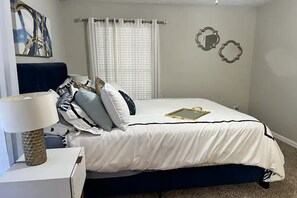 2 bedrooms, desk, iron/ironing board, free WiFi