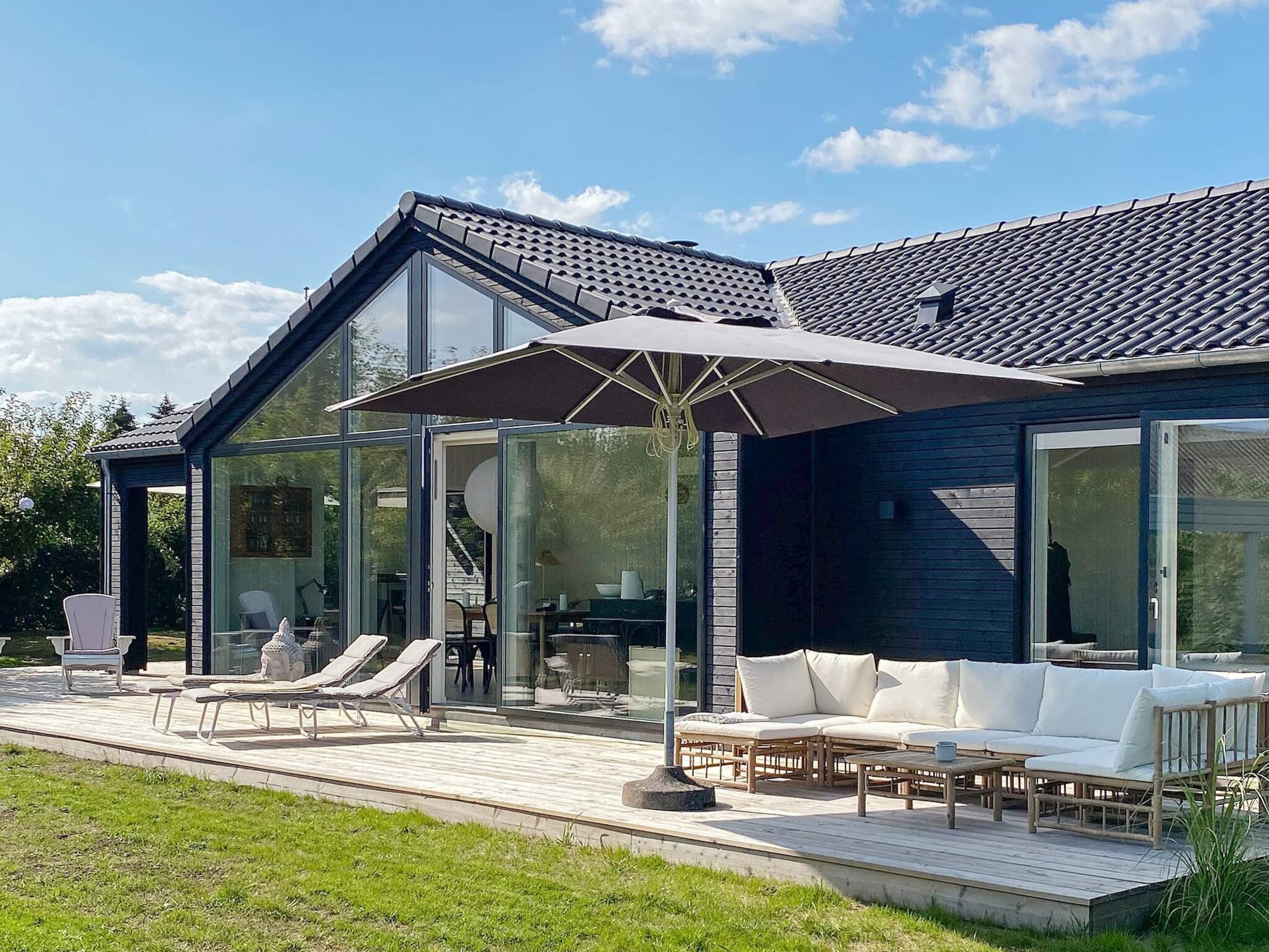 House | Terrace/patio