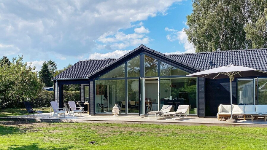 Family Holiday Home in Juelsminde