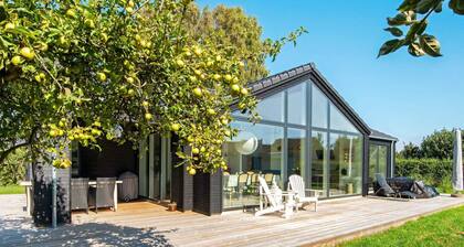 Family Holiday Home in Juelsminde