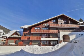 Exterior - 1st floor, balcony, parking, ski locker, 20m², Les Gets (Les Gets)