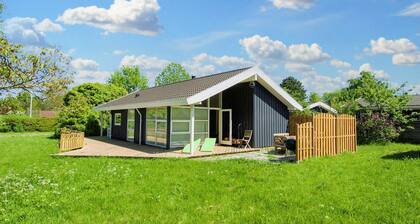6 Person Holiday Home in Skibby