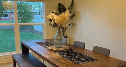 Home in Downtown Redmond Oregon and in the heart of Central Oregon.