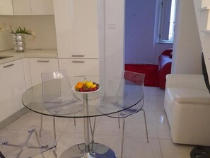 House | Dining