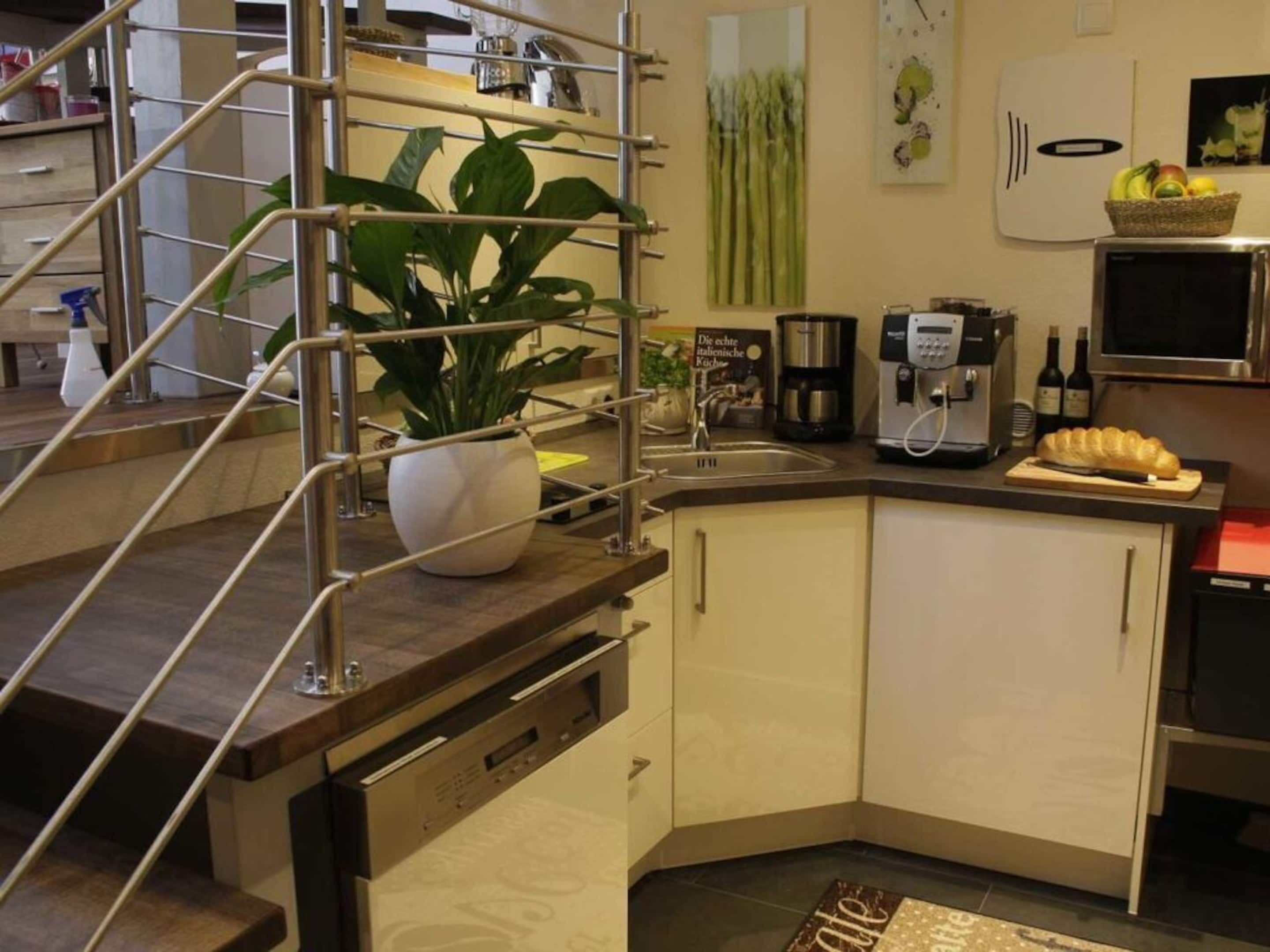 Apartment | Private kitchen | Oven, electric kettle, toaster
