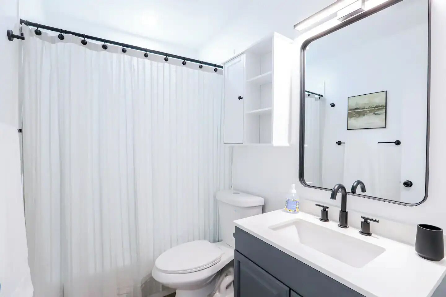 Pet Friendly & Chic Design w/ Private Yard