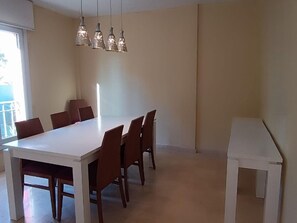 House | Dining - Belvilla by OYO Villas in Marbella (Marbella)