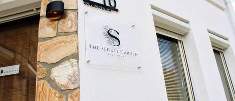 Voorkant van accommodatie