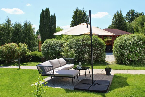 Signature Suite, Garden View | Terrace/patio