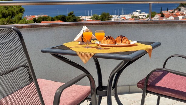 Unclassified image, 1 of 16, button - Apartments Villa Juric - Studio With Balcony (Baska Voda)