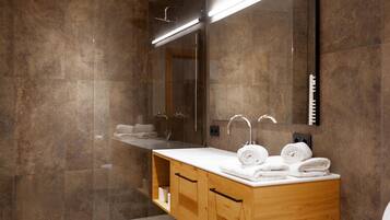 Apartment | Badezimmer