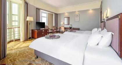 Conch International Hotel