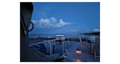 Houseboat Liliput Comfortable Holiday Residence