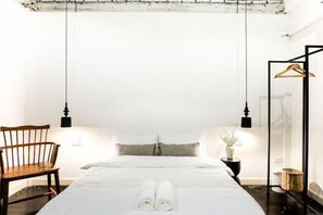 Room - Oon Poshtel X Cafe (Chiang Mai)