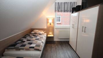 House | 3 bedrooms, iron/ironing board