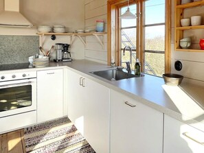 House | Private kitchen - 4 Star Holiday Home in Lottorp (Löttorp)