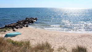 House | Beach - 14 Person Holiday Home in Ronne (Ronne)