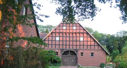 Holperdorp Comfortable Holiday Residence