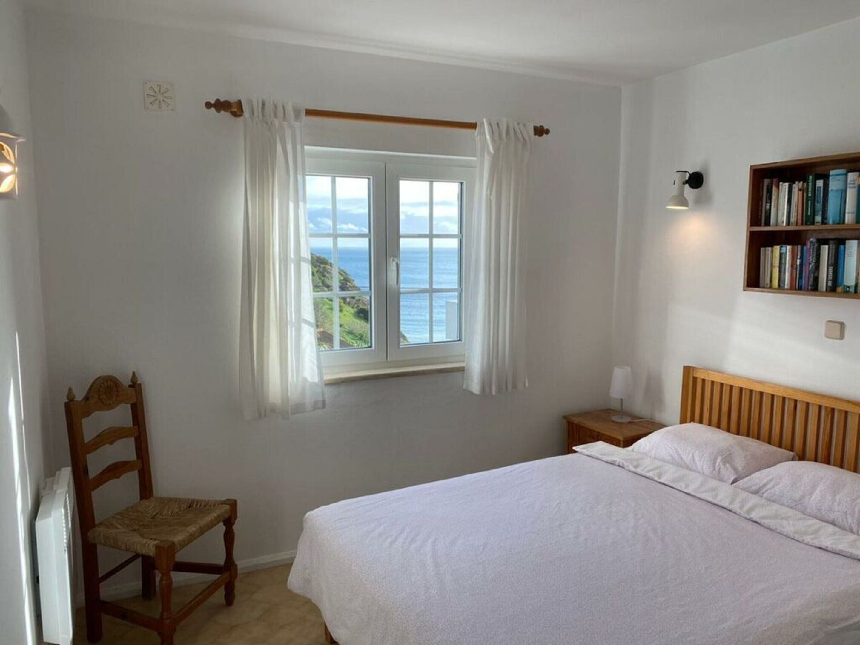 2 habitaciones y muebles diferentes 