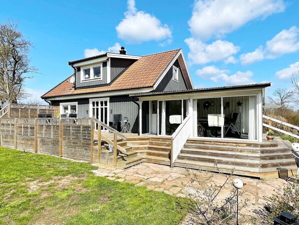 House | Exterior